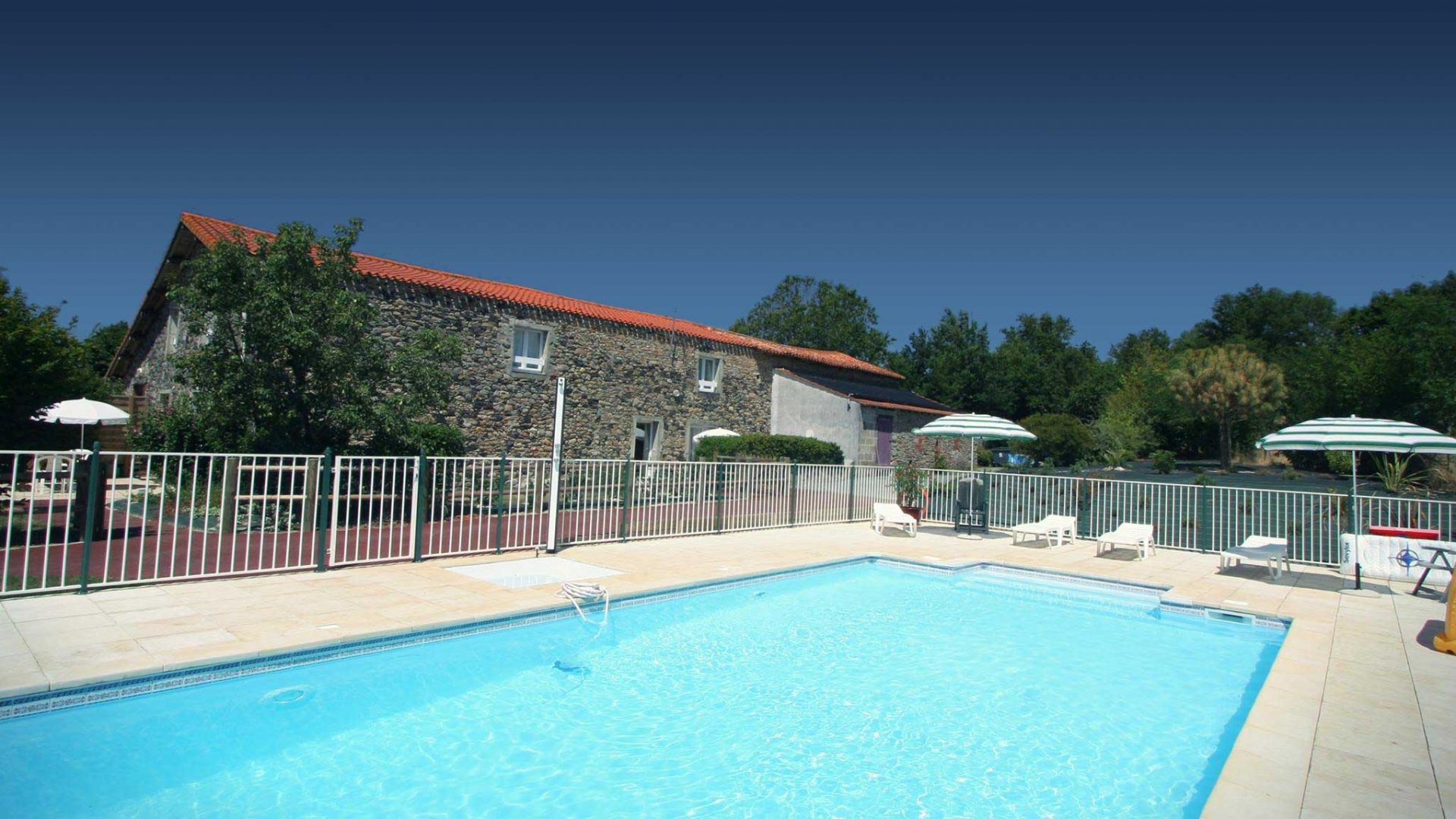 gite piscine vendée